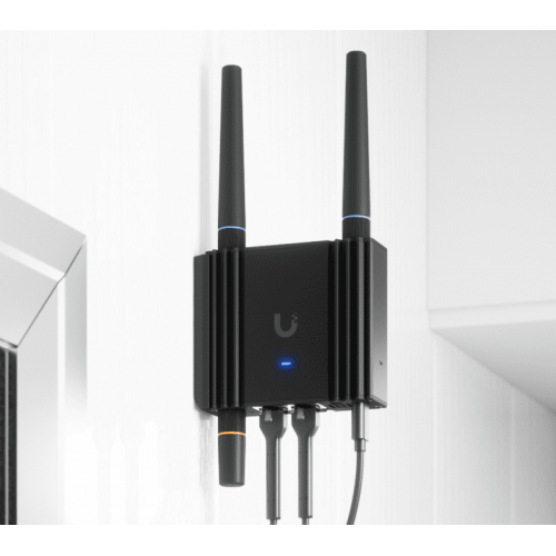 UBIQUITI Mobile Router Ultra (Убикьюти)